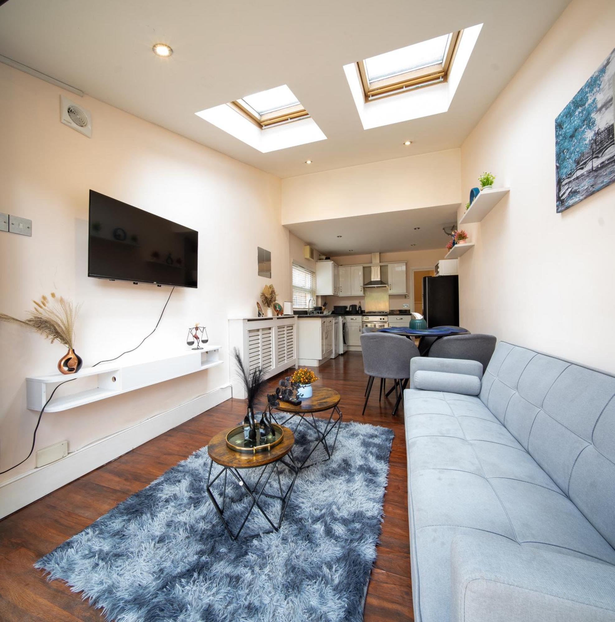 Beautiful 2 Bedroom With Private Garden In Wimbledon - Minutes From Central London Eksteriør bilde