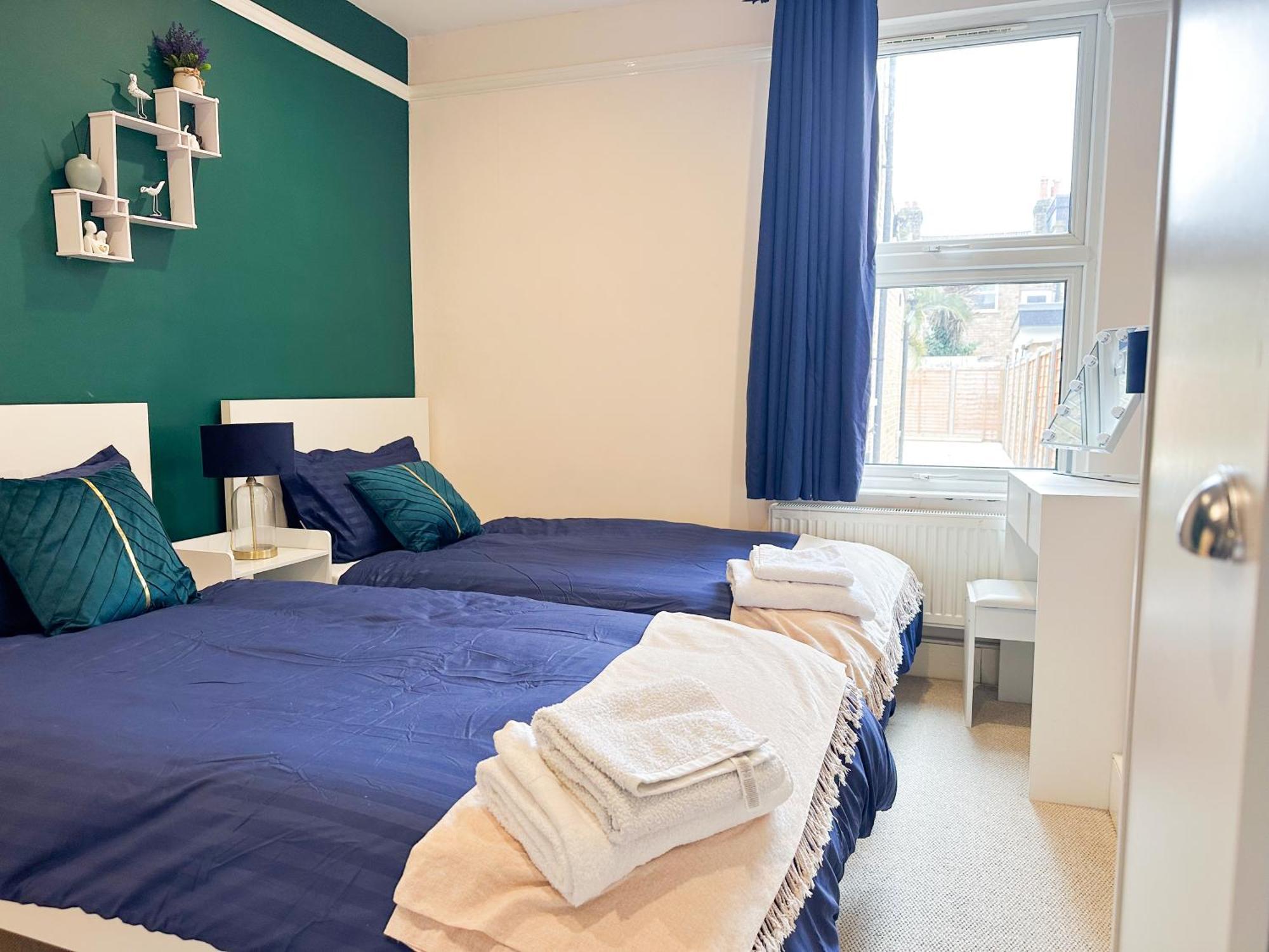 Beautiful 2 Bedroom With Private Garden In Wimbledon - Minutes From Central London Eksteriør bilde